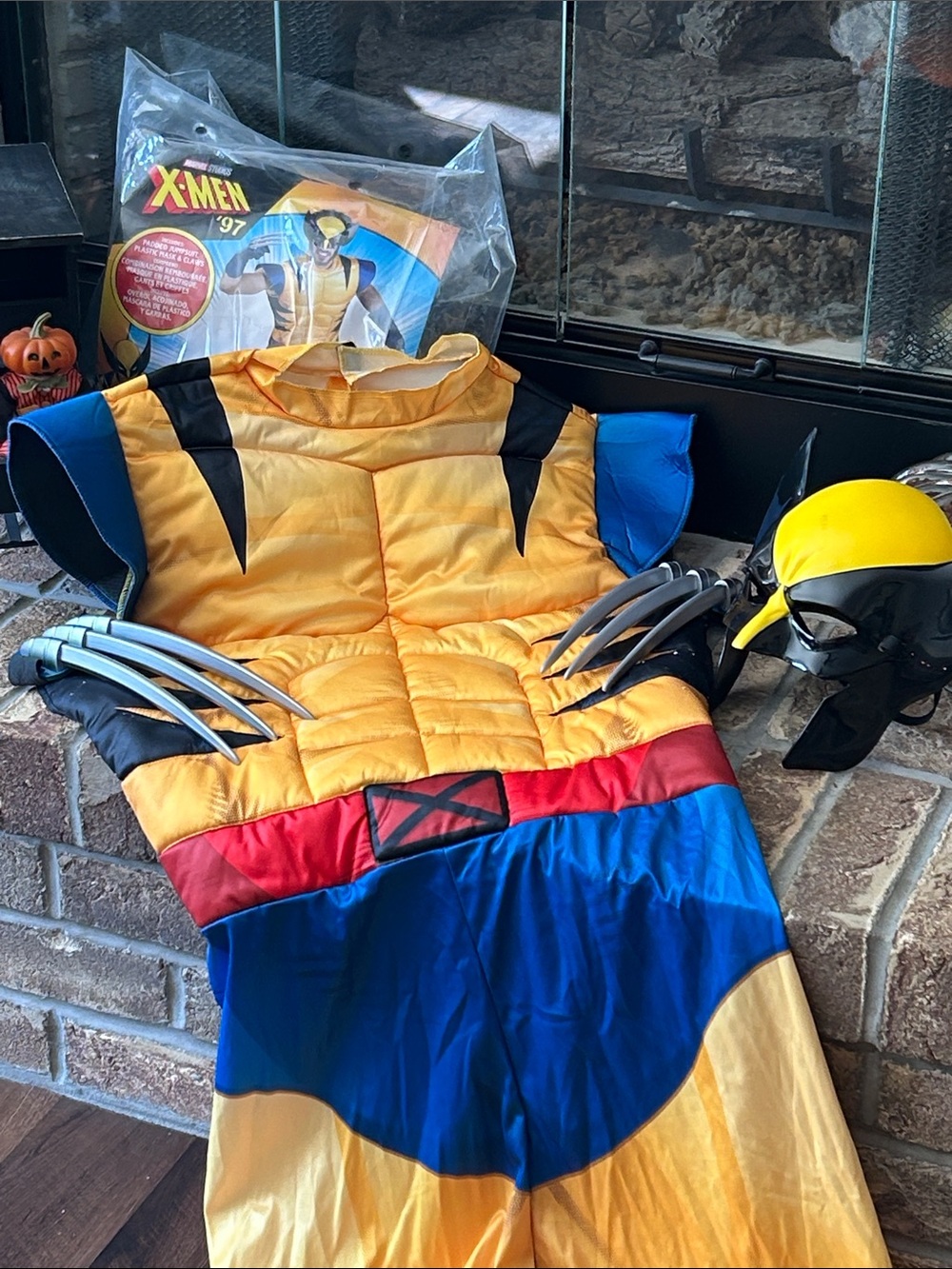Disney Marvel Wolverine X-Men ‘97 Superhero Halloween Costume Men’s Large 32/34